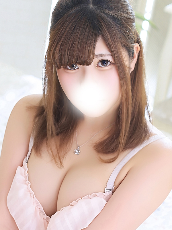 まこ(21歳、B:88、W:58、H:86)