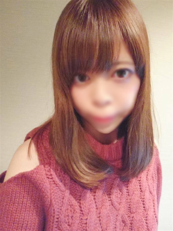 ゆうこ(21歳、B:84、W:57、H:85)