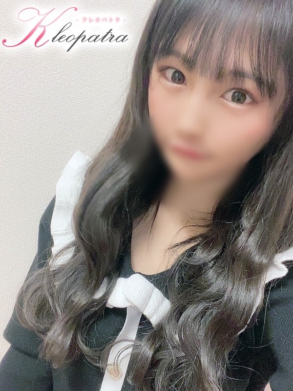 もえみ(19歳、B:85、W:56、H:85)